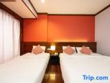 Triple Suite