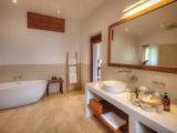 5 Bedrooms Villa with balcony