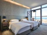 Deluxe Twin room with marina view