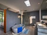 4 Bedrooms Villa