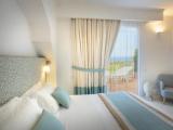 Suite with pool view