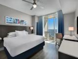 3 Bedrooms Suite oceanfront