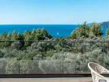 Apartment with sea view
