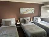 Economy Sextuple Suite