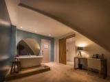 Suite with view