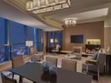1 Bedroom Deluxe Suite