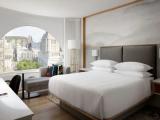 Standard Club room with park view
