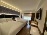 Standard Quadruple room with city view
