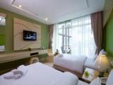 Deluxe Double room with pool view