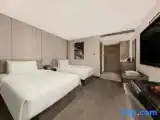 Standard room with lake view