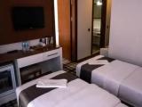 Quadruple Family Suite