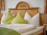 1 Bedroom Suite with balcony and with mountain view