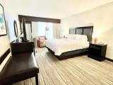 Standard Double room with partial view