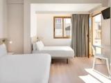 Superior Double room with balcony