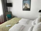 Superior Single room with balcony and with courtyard view