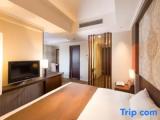 Superior Double room with city view
