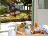 1 Bedroom Standard Double room with garden view