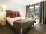 4 Bedrooms Premium Apartment