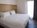 1 Bedroom Apartment with city view