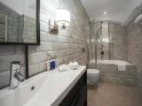 Deluxe Single Suite