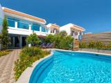 2 Bedrooms Deluxe Suite with sea view