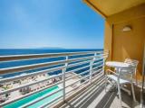Apartment with sea view