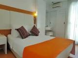 Standard room with land view