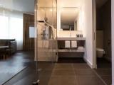 Superior Single Suite