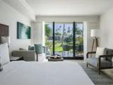 Double room with balcony and with partial ocean view