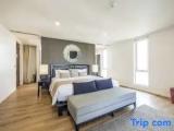 2 Bedrooms Standard Family room with partial sea view