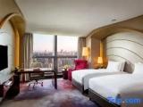 Standard Double Club room with city view