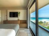 Deluxe Suite oceanfront