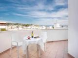1 Bedroom Apartment with balcony
