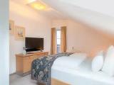 1 Bedroom Standard Double Suite with balcony