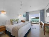 Deluxe room with ocean view