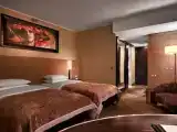 Twin room with harbour view