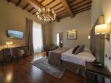 Junior Suite with city view