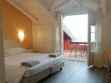 Standard room with lake view