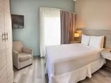 1 Bedroom Suite with bay view