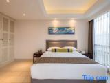 Executive Suite with balcony and with river view