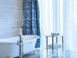 Deluxe Double room with city view