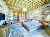 Single Suite with view