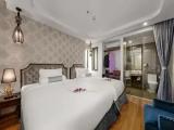 Deluxe Double room with city view