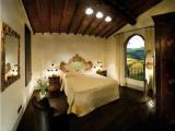 2 Bedrooms Villa