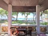 Villa with balcony and beachfront