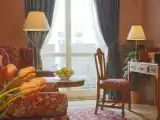 Economy Suite