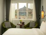 Executive room with city view