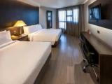 Executive Quadruple room with city view