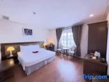 Deluxe Double room with street view