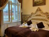 Deluxe Double room with city view